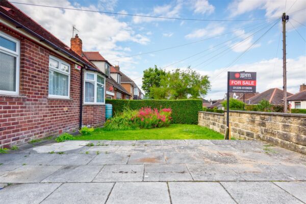 Rocher Avenue, Grenoside, Sheffield