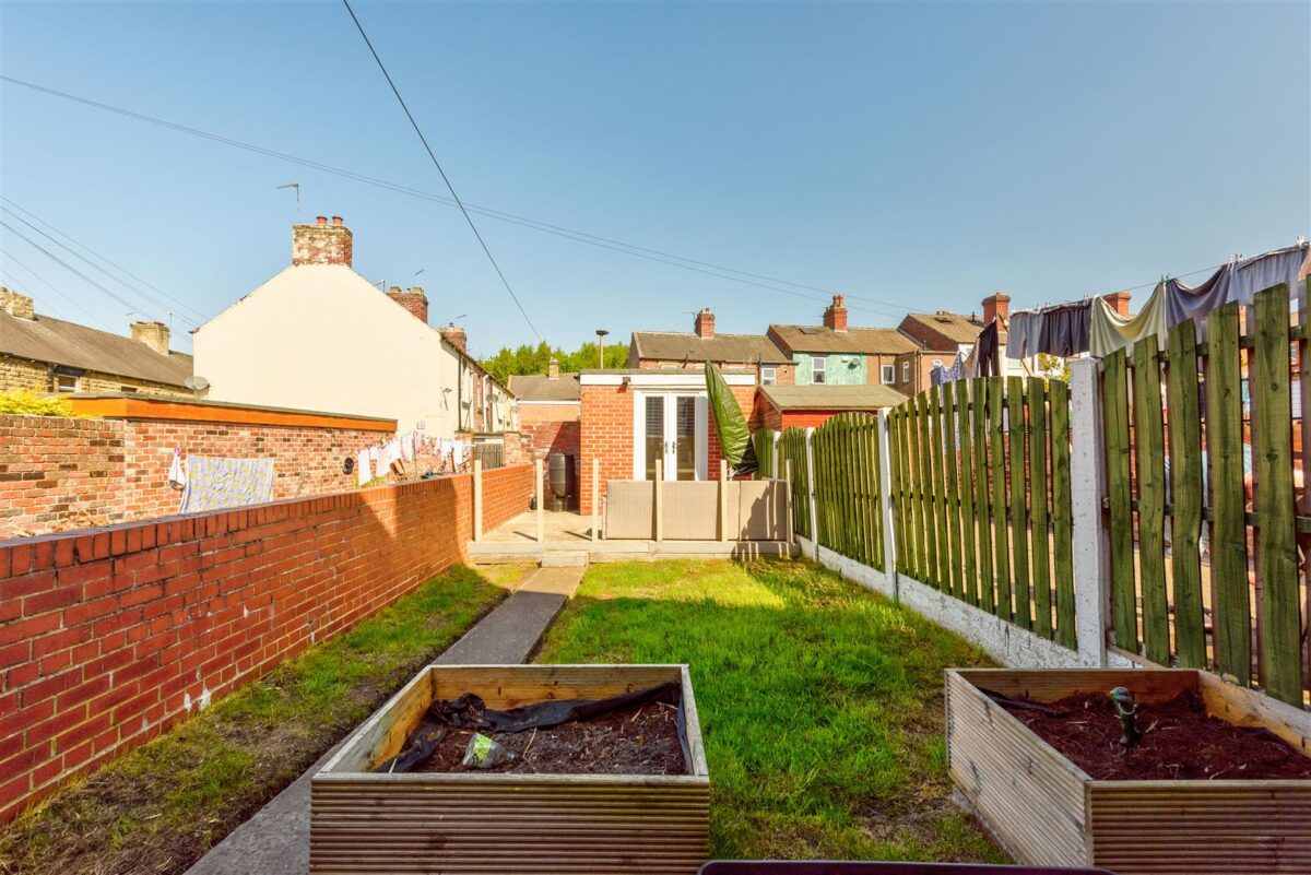 Doncaster Road, Barnsley