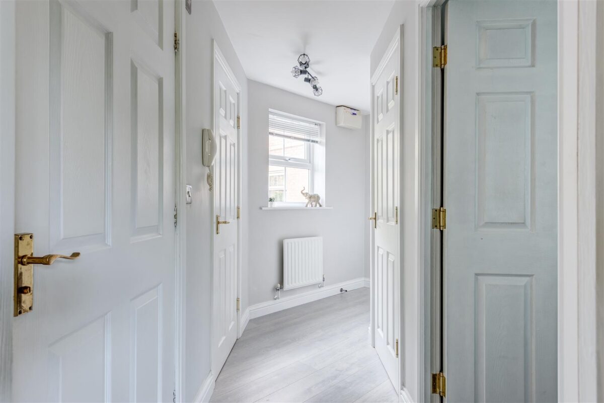 Glenwood Drive, Wadsley Park Village, Middlewood, Sheffield
