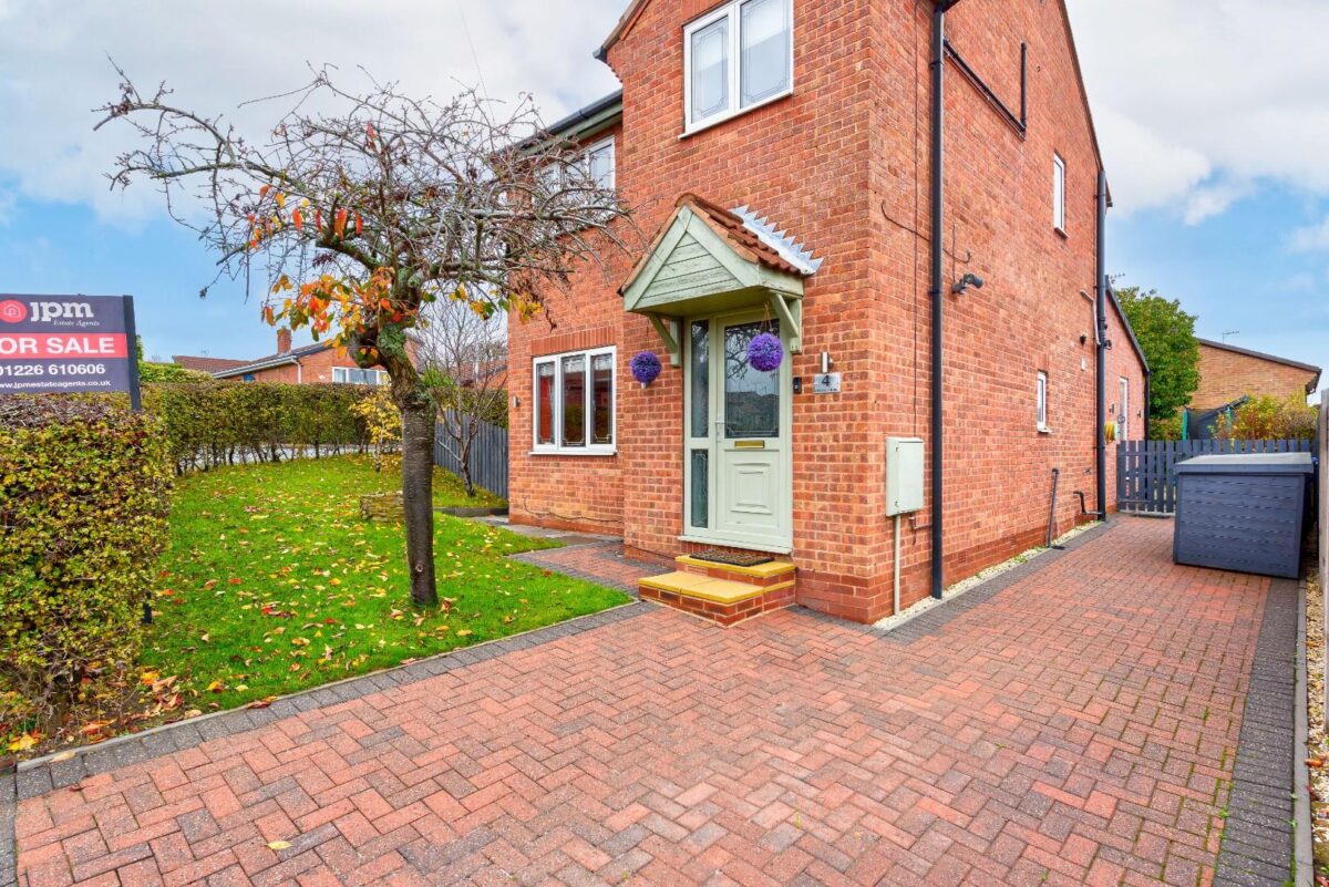 Saxton Close, Elsecar, Barnsley