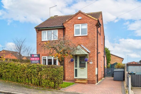 Saxton Close, Elsecar, Barnsley