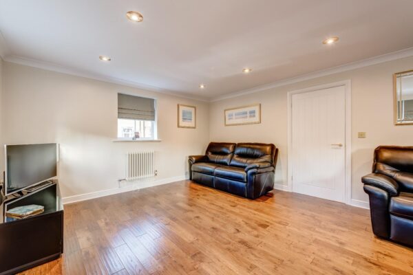 Glenwood Drive, Sheffield