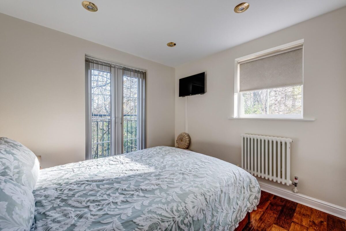 Glenwood Drive, Sheffield