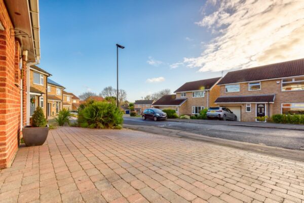Arncliffe Drive, Chapeltown, Sheffield