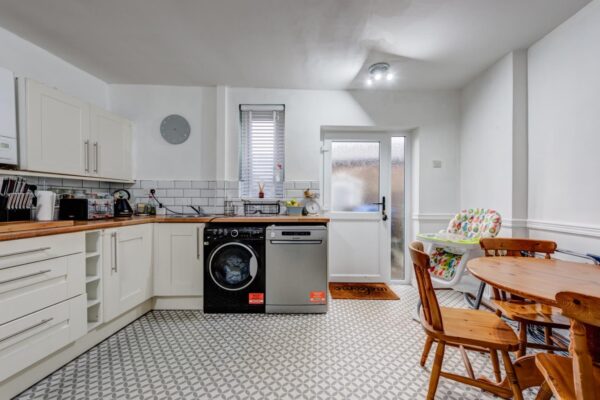 Garside Buildings, Penistone, Sheffield