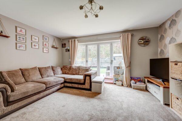 Samuel Fox Avenue, Fox Valley, Sheffield