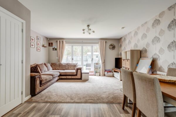 Samuel Fox Avenue, Fox Valley, Sheffield