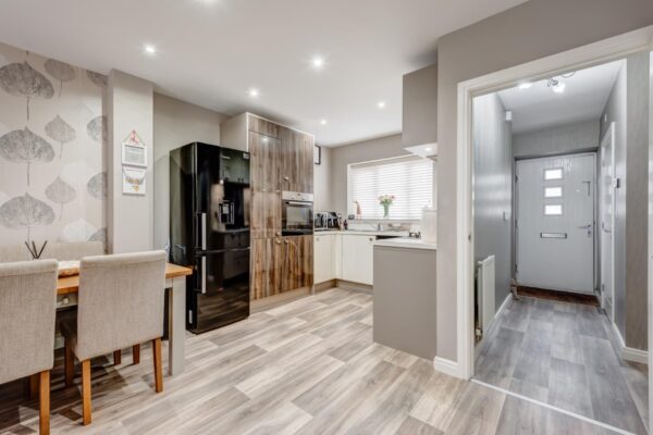 Samuel Fox Avenue, Fox Valley, Sheffield