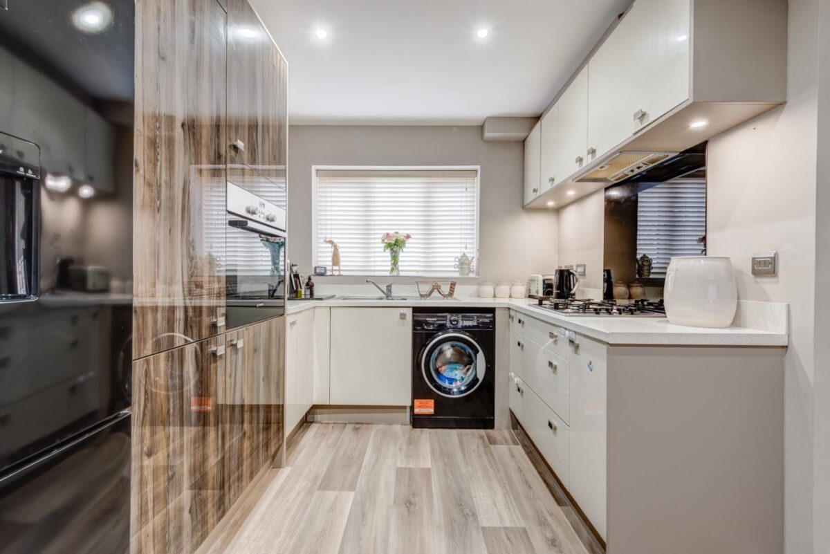 Samuel Fox Avenue, Fox Valley, Sheffield