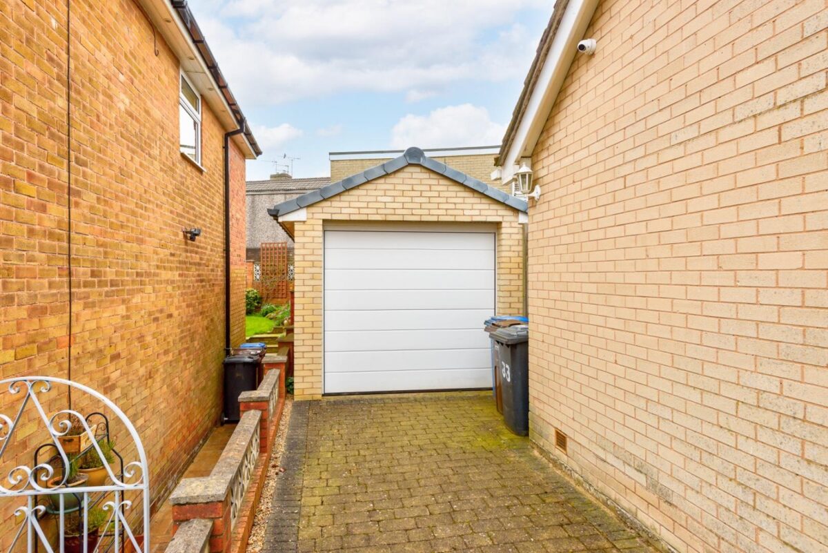 Chapel Road, Chapeltown, Sheffield