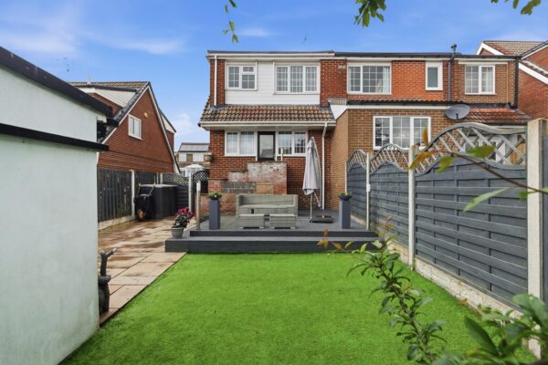 Pembroke Crescent, High Green, Sheffield