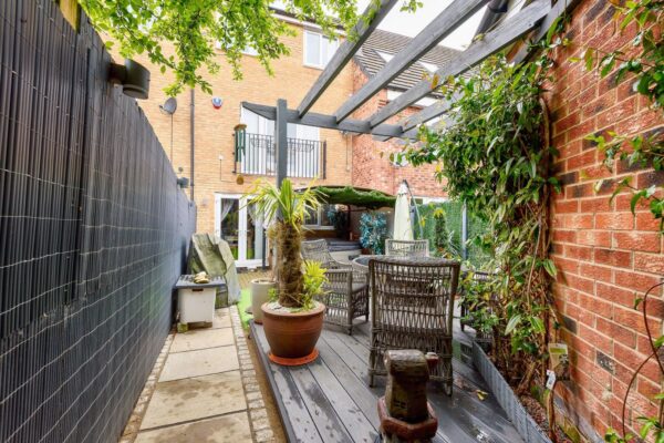 Wheatcroft Gardens, Penistone, Sheffield