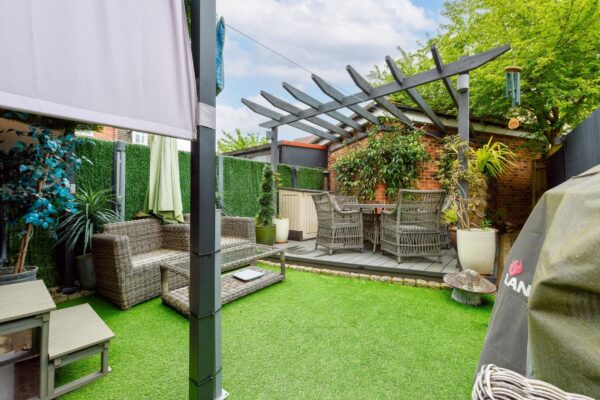 Wheatcroft Gardens, Penistone, Sheffield